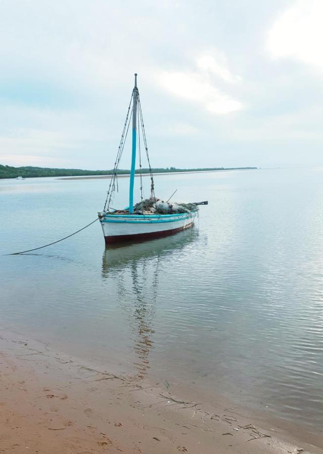 Casa Karibu At Santa Maria Machangulo Mozambique Exteriör bild